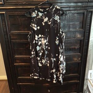 White House Black Market Asymmetrical Sleeveless Blouse Black and White